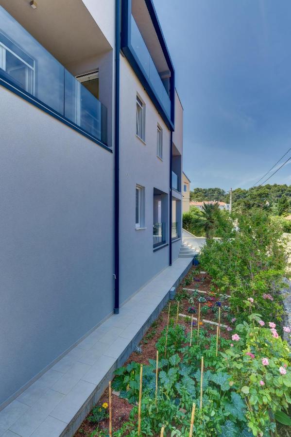 Apartments Hemetek Veli Lošinj Exterior foto