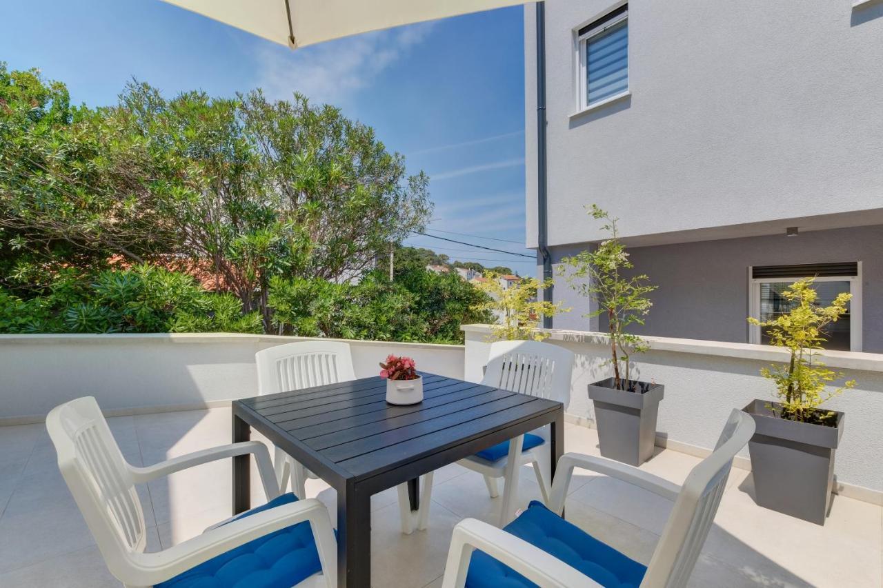 Apartments Hemetek Veli Lošinj Exterior foto